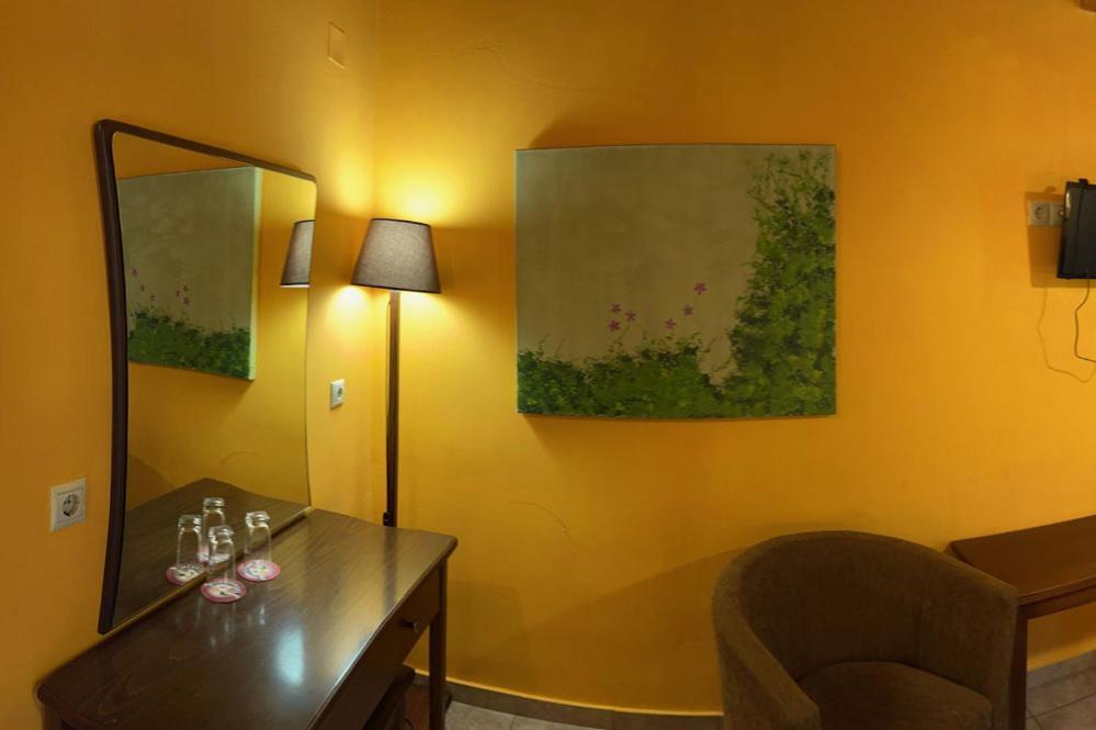 Guesthouse Teloni Vitina Extérieur photo