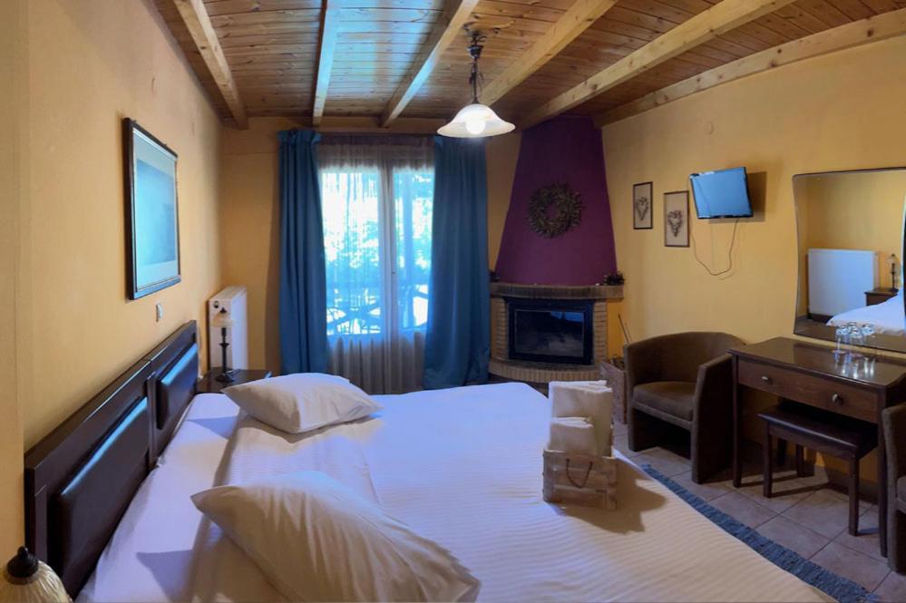 Guesthouse Teloni Vitina Extérieur photo